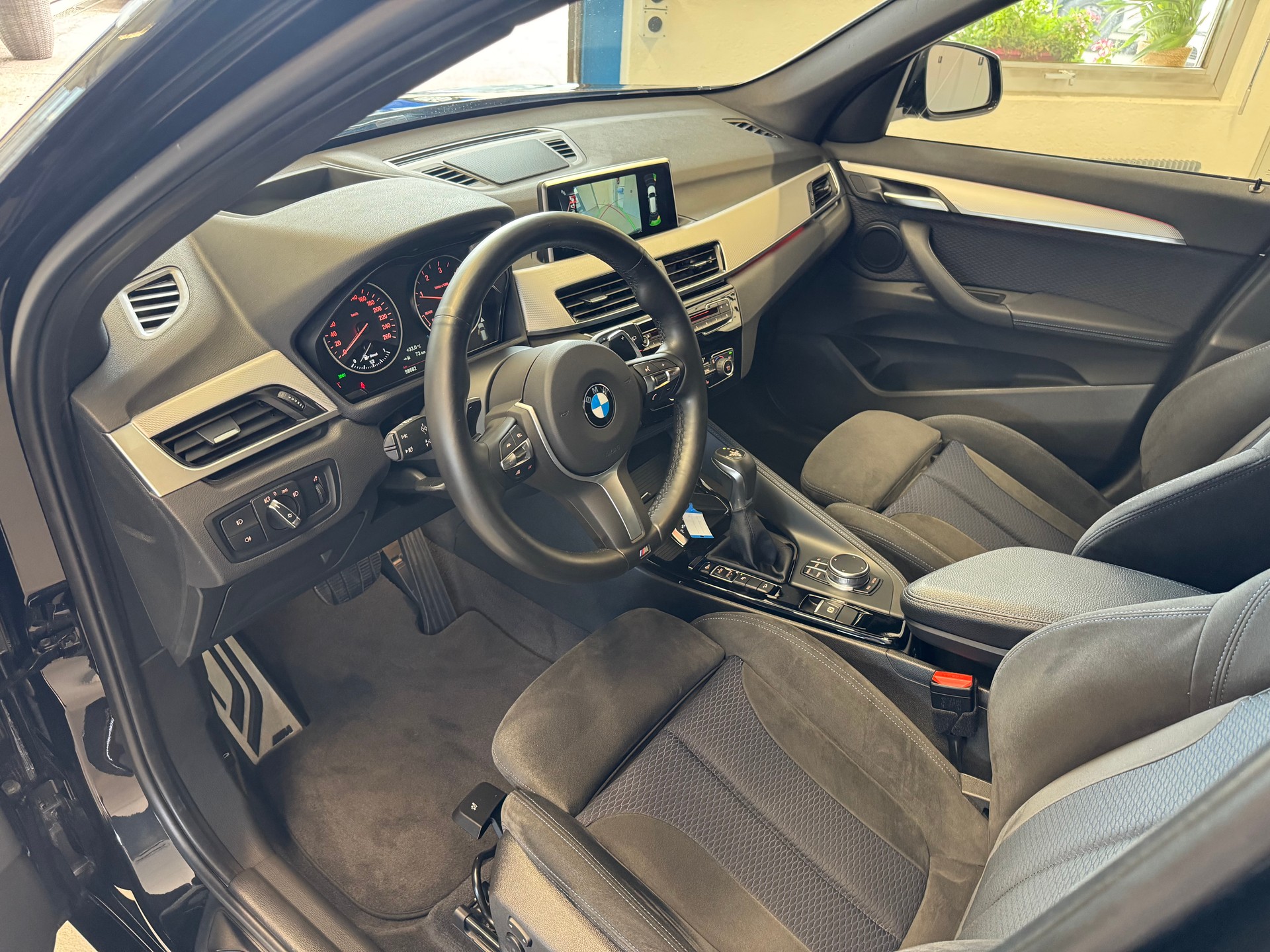 BMW X1 xDrive 25d M Sport Steptronic-image-7