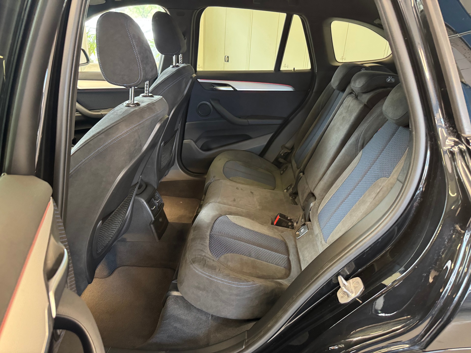 BMW X1 xDrive 25d M Sport Steptronic-image-13