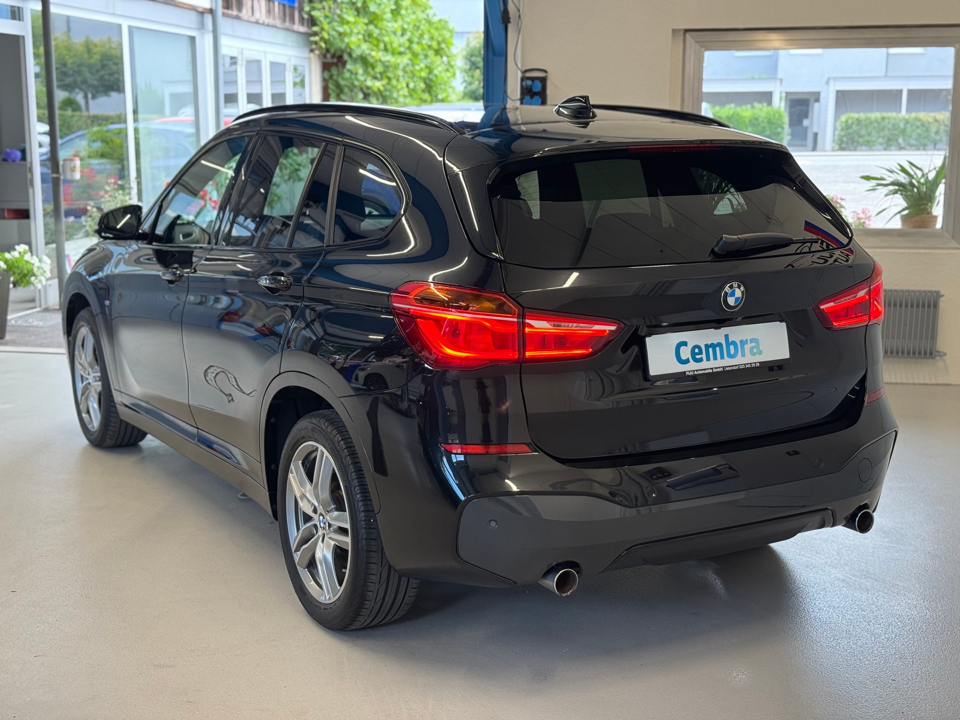 BMW X1 xDrive 25d M Sport Steptronic-image-5