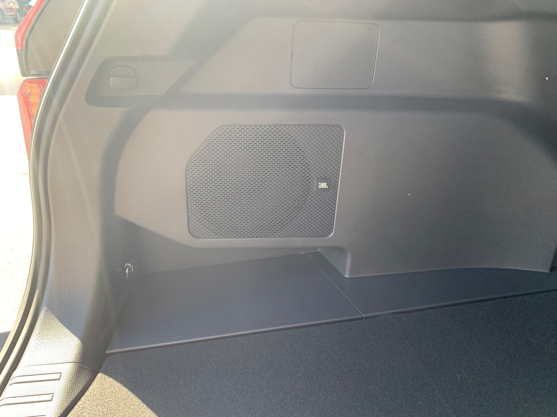 TOYOTA 2.5 HEV Premium-image-13