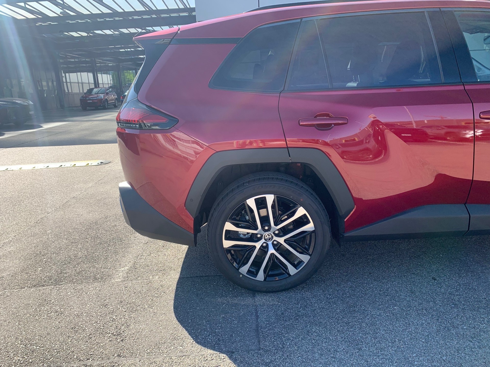 TOYOTA 2.5 HEV Premium-image-10