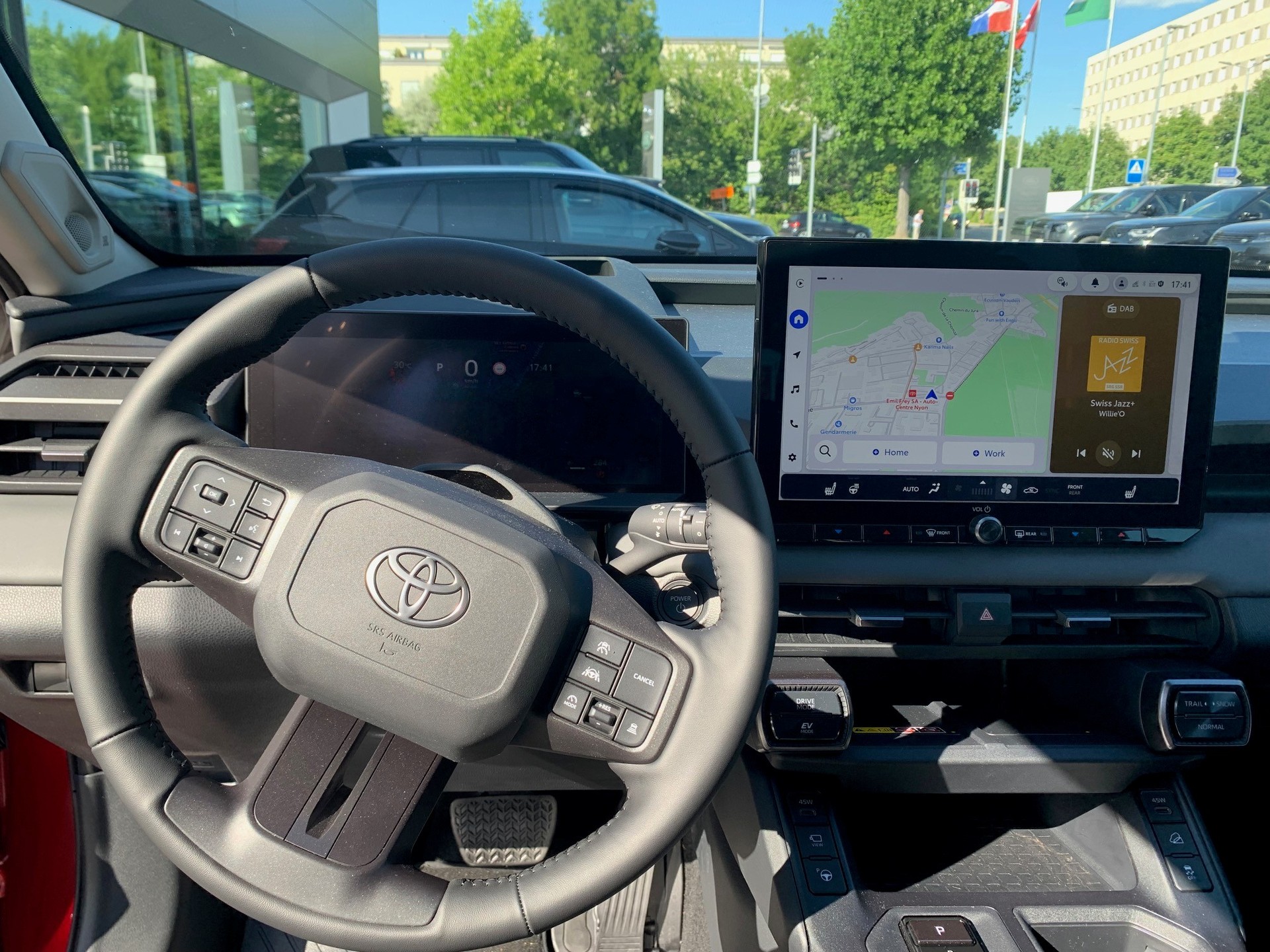 TOYOTA 2.5 HEV Premium-image-4