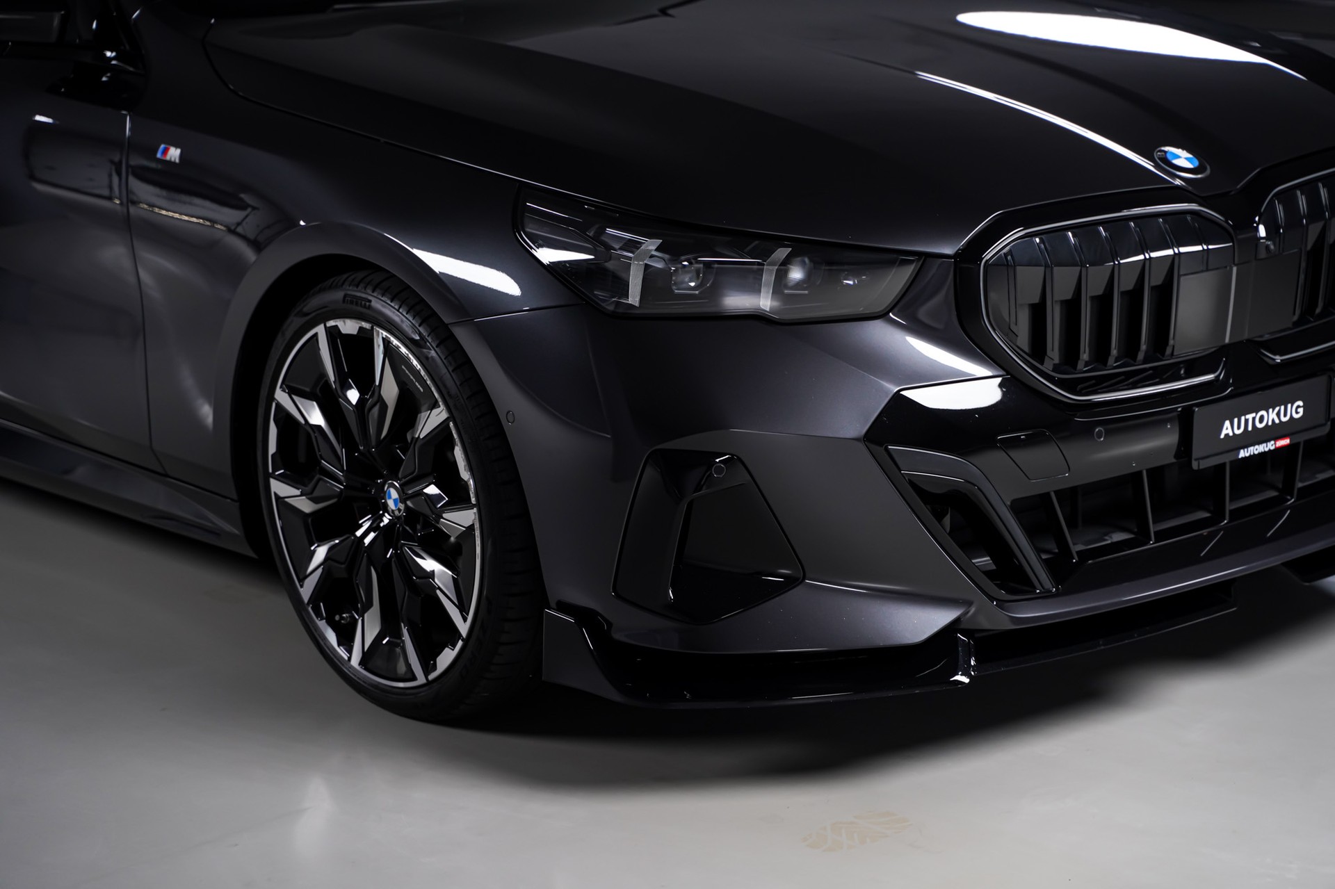 BMW 520i sDrive 48V Touring M Sport Pro Steptronic-image-4