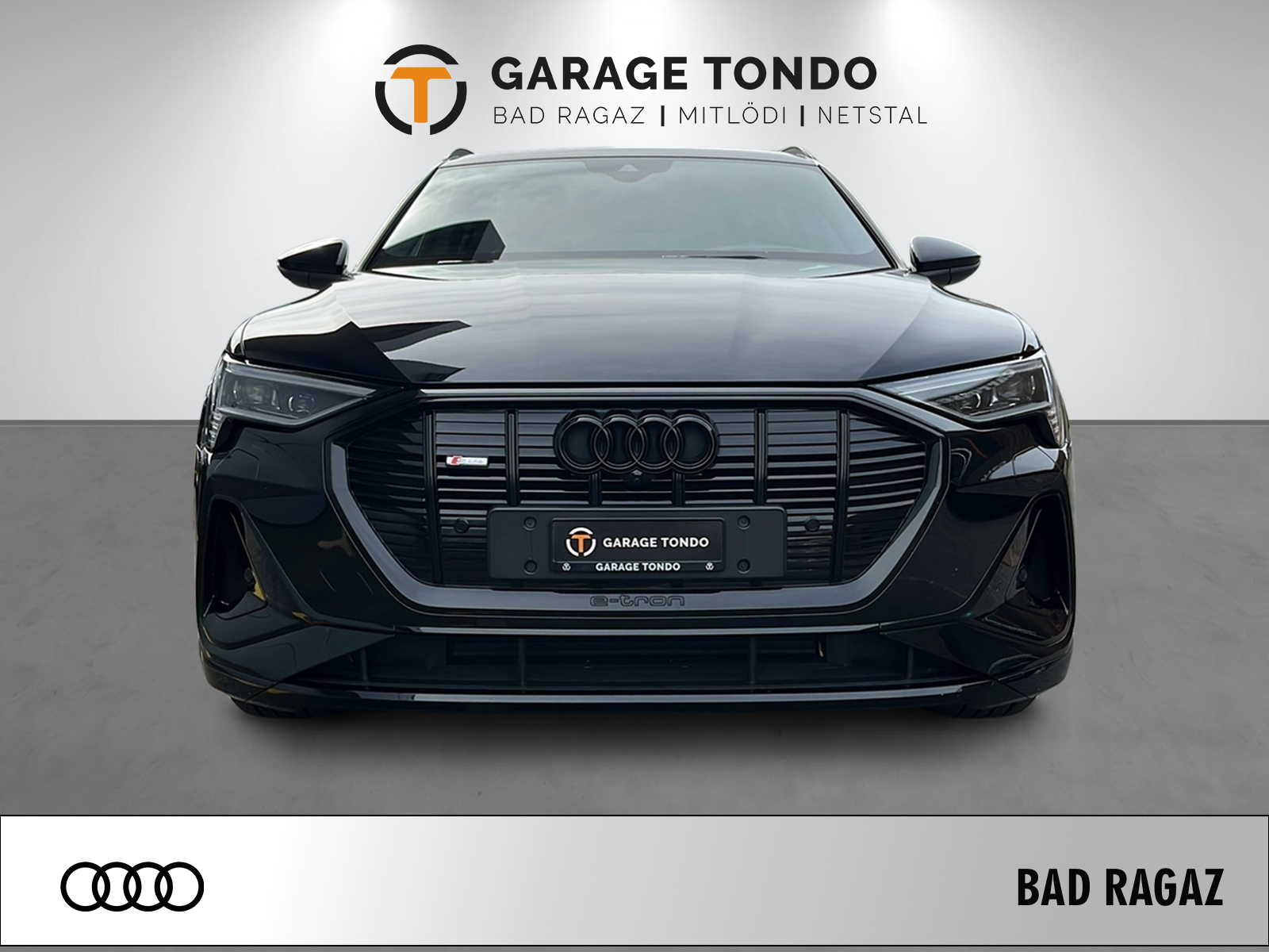 AUDI e-tron 55 S Line quattro-showroom-element-1