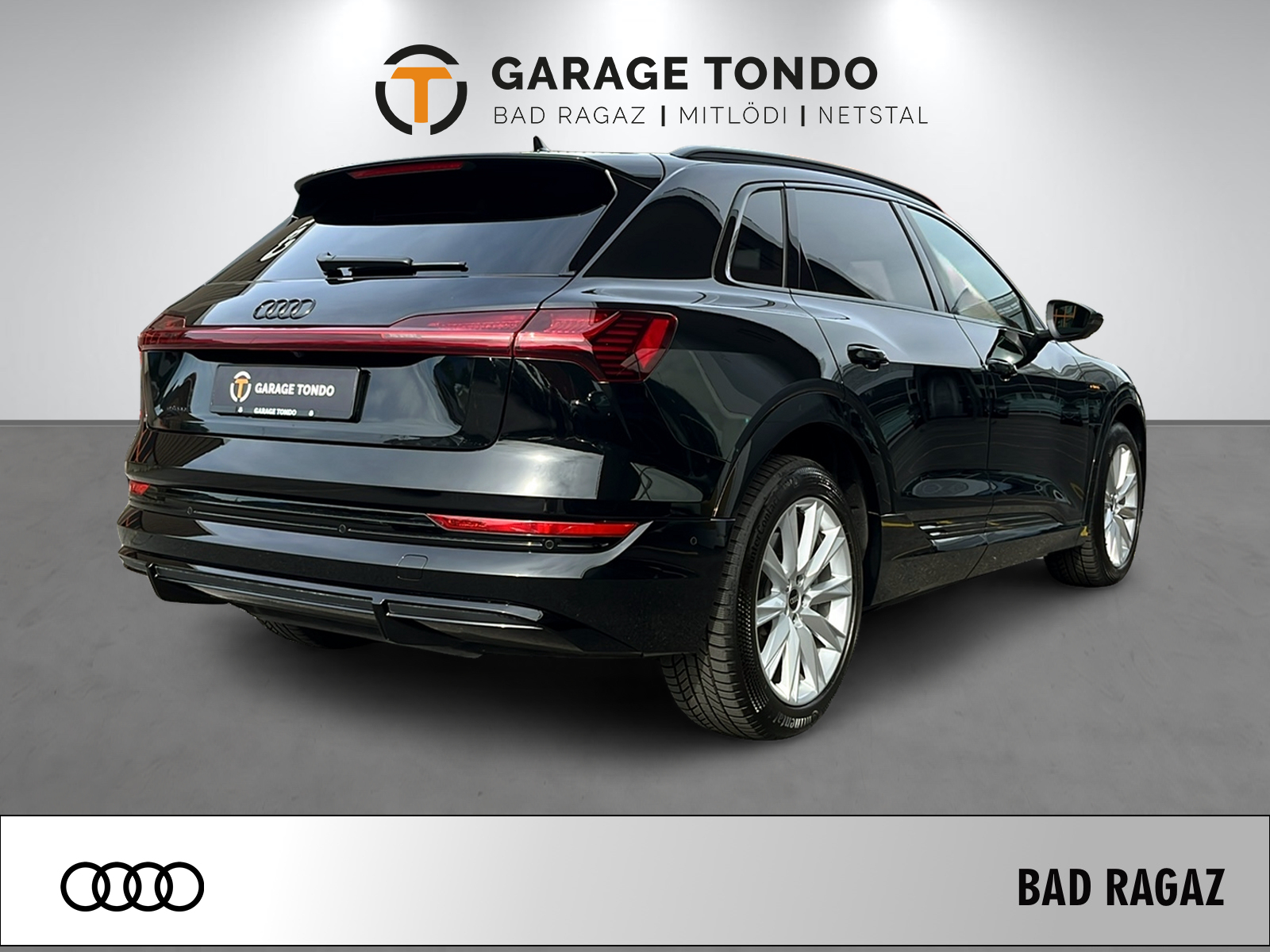 AUDI e-tron 55 S Line quattro-showroom-element-3