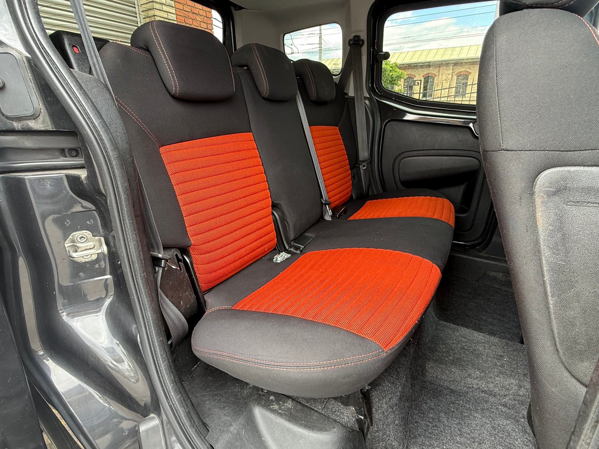 FIAT Qubo 1.3 JTD Trekking-image-14