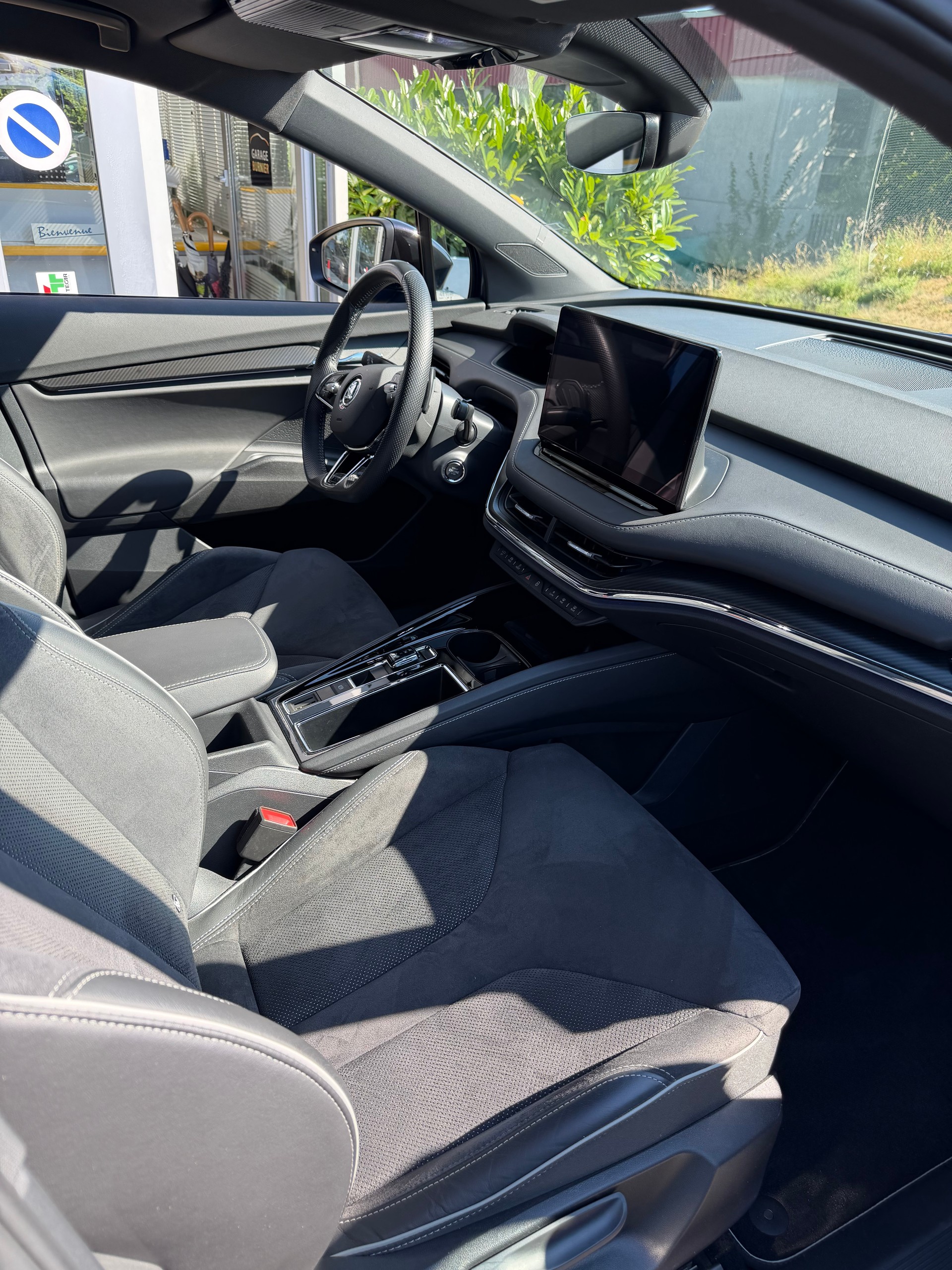 SKODA Enyaq iV 80x SportLine-showroom-element-1