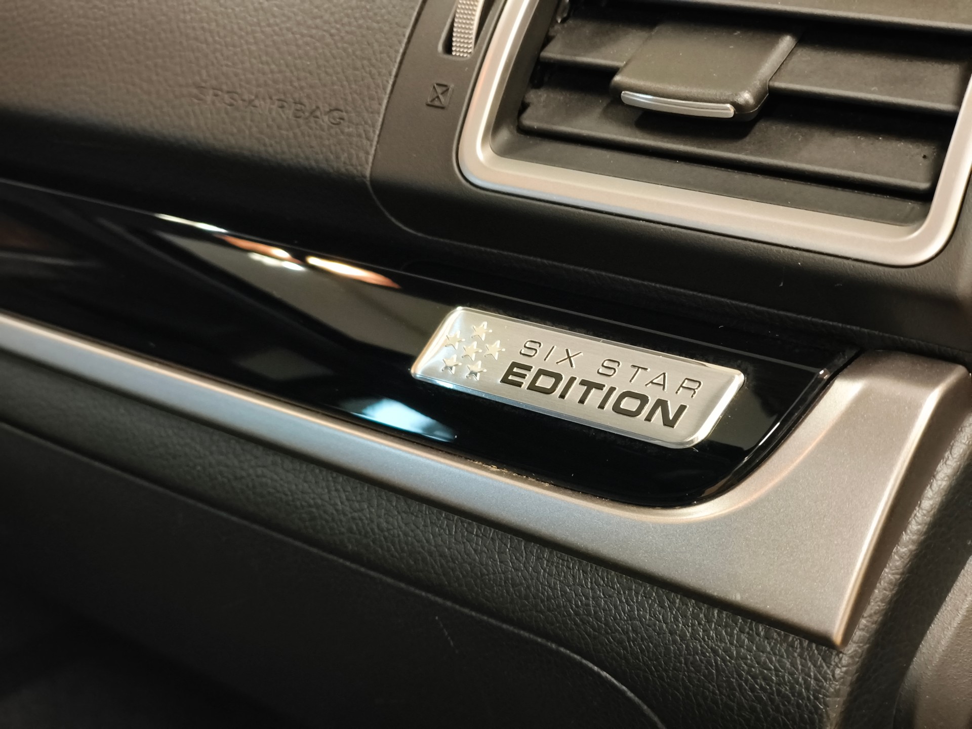 SUBARU Forester 2.0D Luxury Lineatronic-image-27