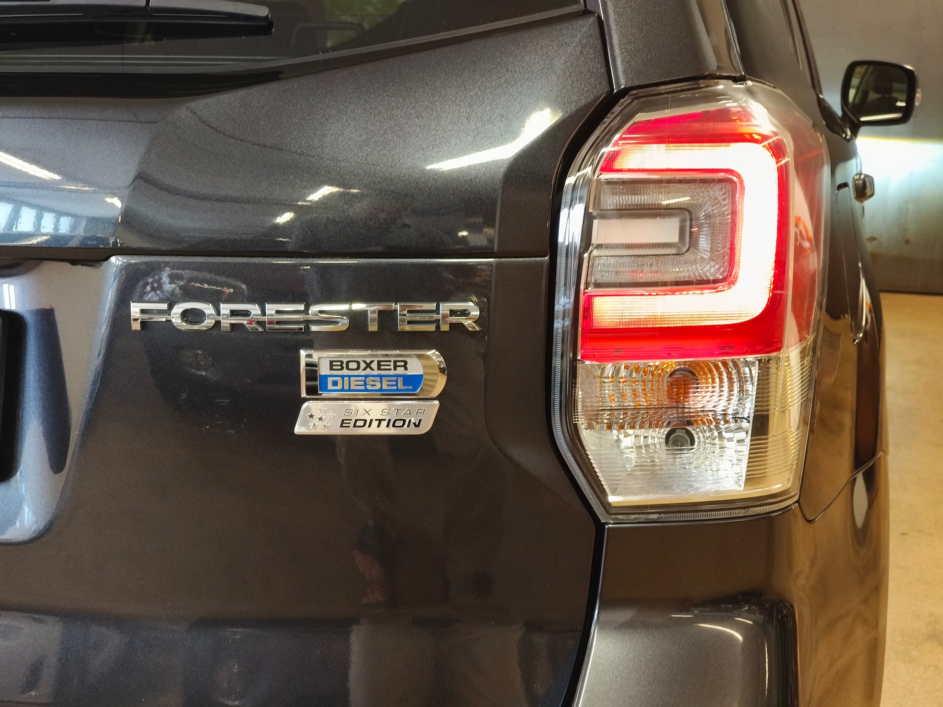 SUBARU Forester 2.0D Luxury Lineatronic-image-9