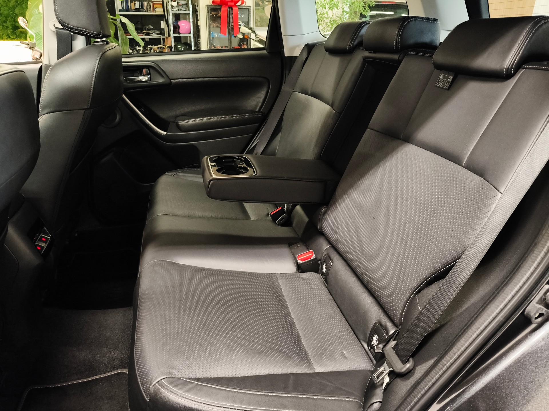 SUBARU Forester 2.0D Luxury Lineatronic-image-19