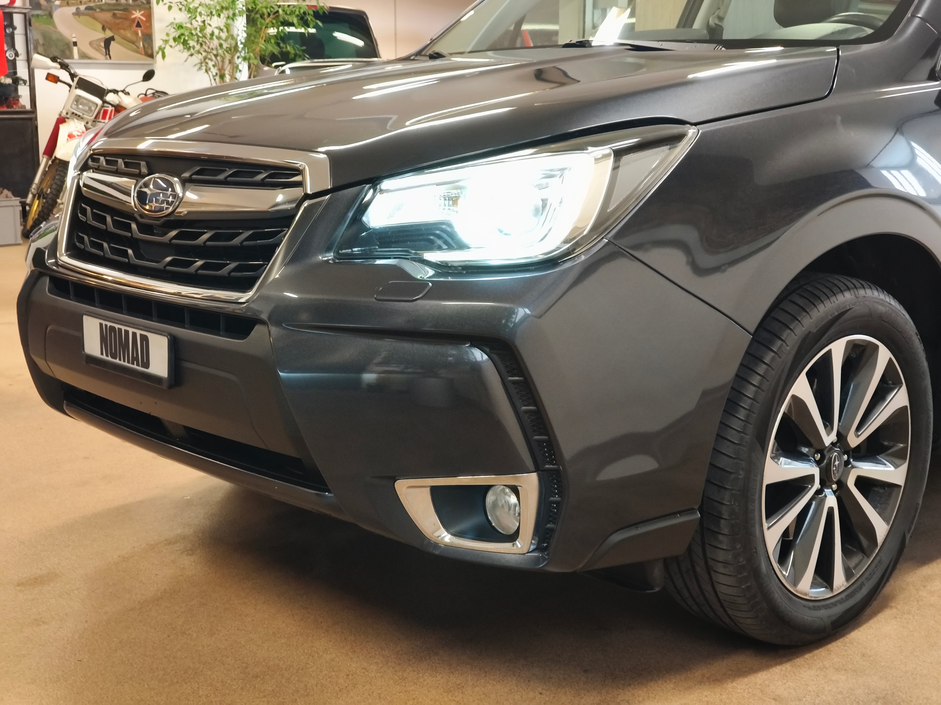 SUBARU Forester 2.0D Luxury Lineatronic-showroom-element-1