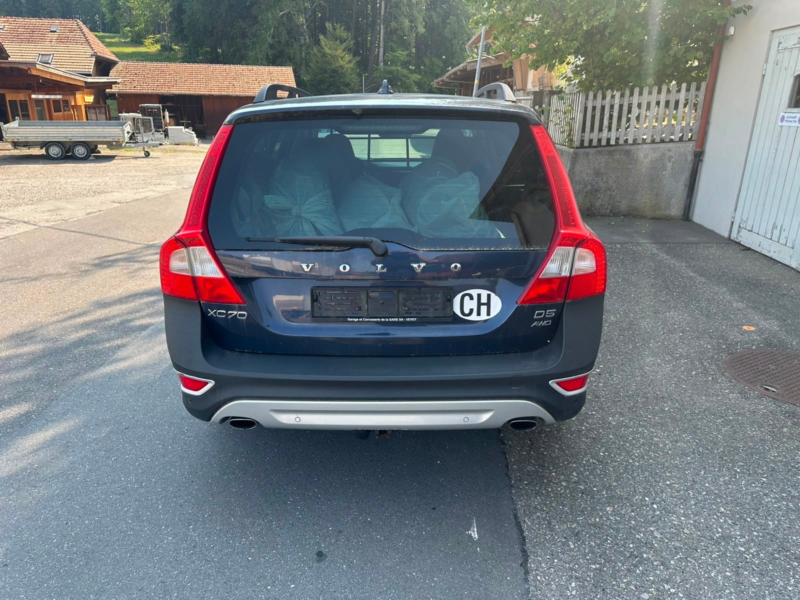 VOLVO XC70 D5 AWD Summum Geartronic-showroom-element-3