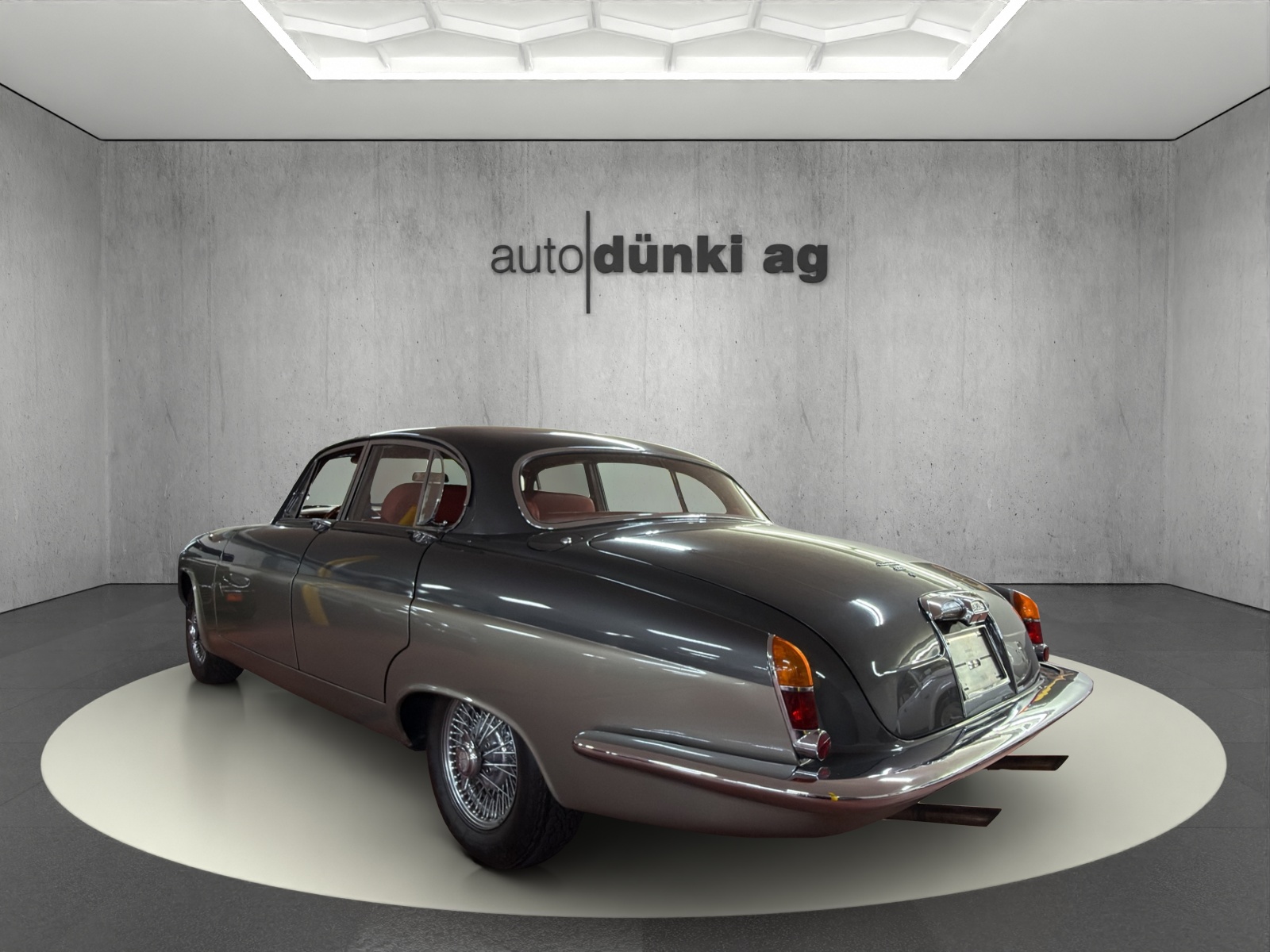 JAGUAR 420 G-showroom-element-2