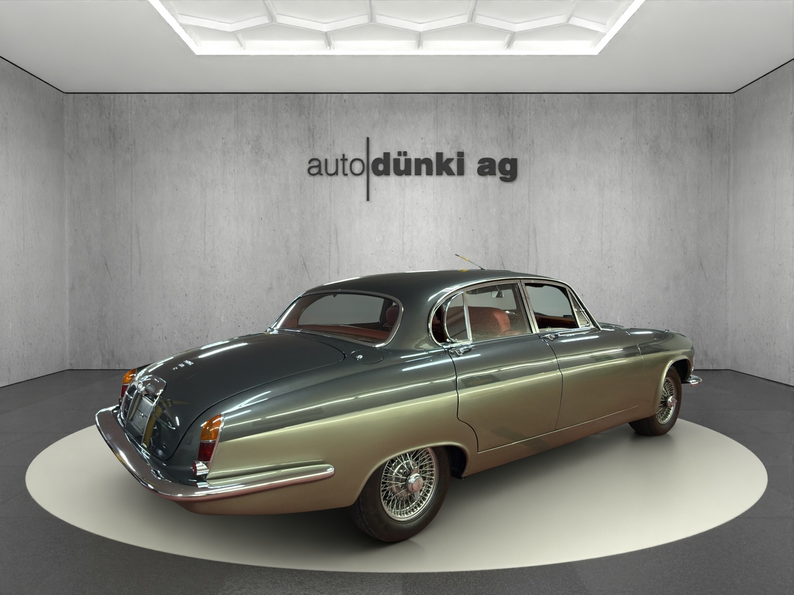 JAGUAR 420 G-showroom-element-3