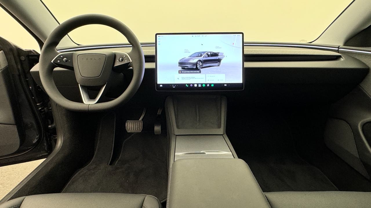TESLA Model 3 Long Range RWD-image-5