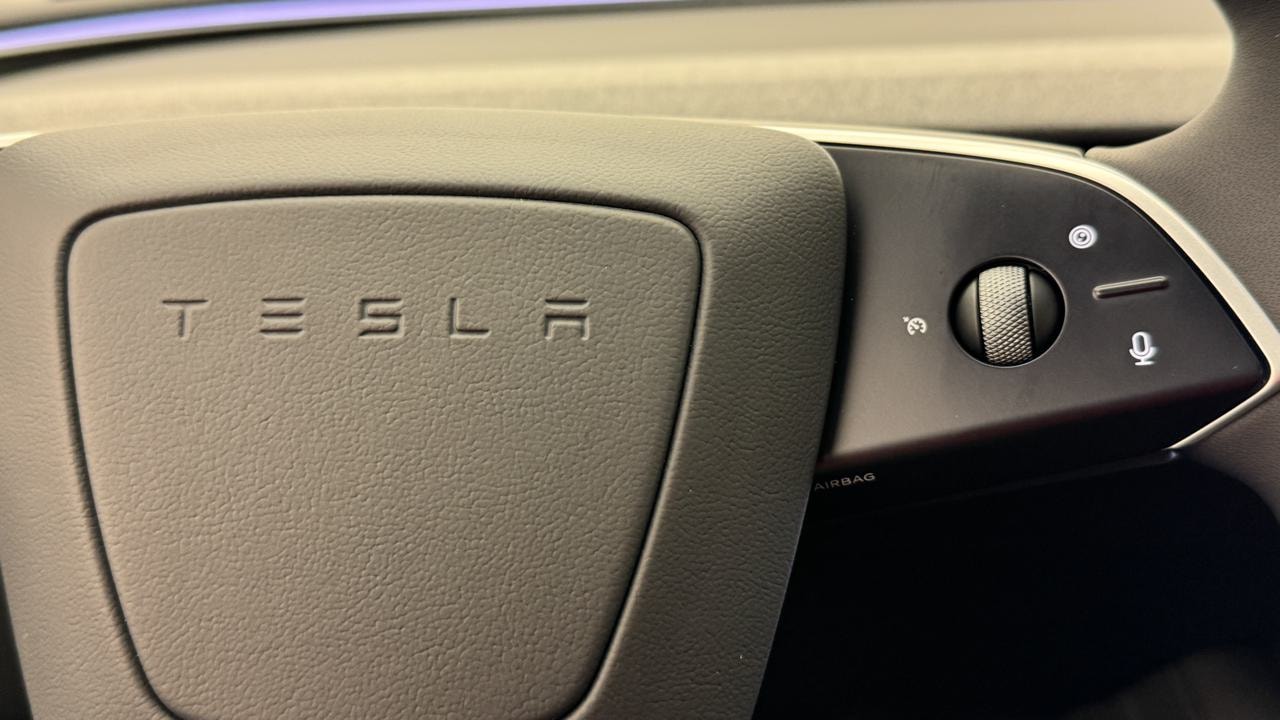 TESLA Model 3 Long Range RWD-image-9