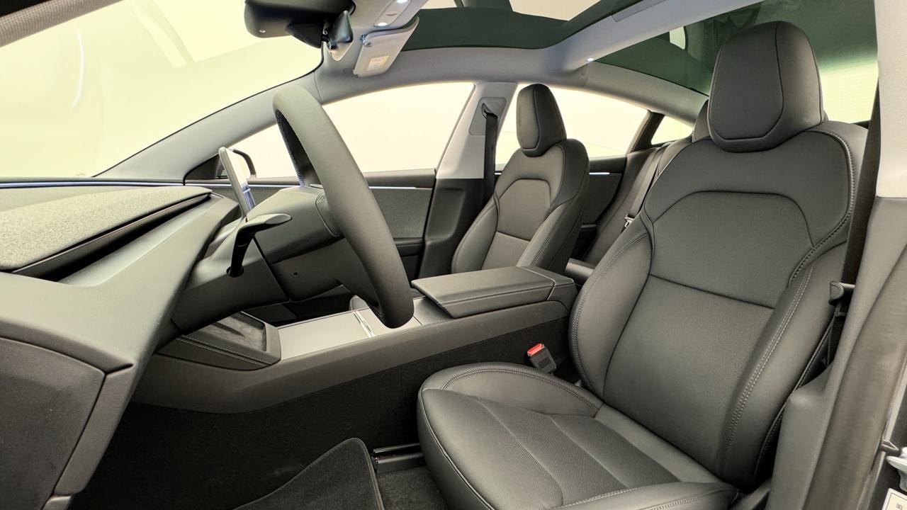 TESLA Model 3 Long Range RWD-image-4