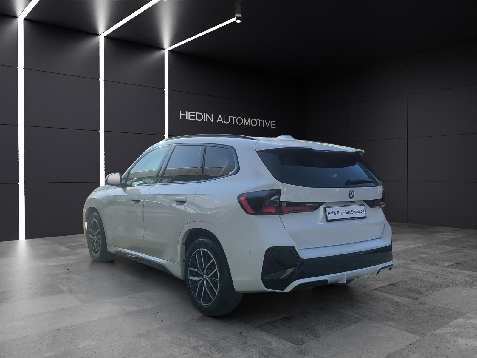 BMW X1 23d xDrive paddles-showroom-element-2