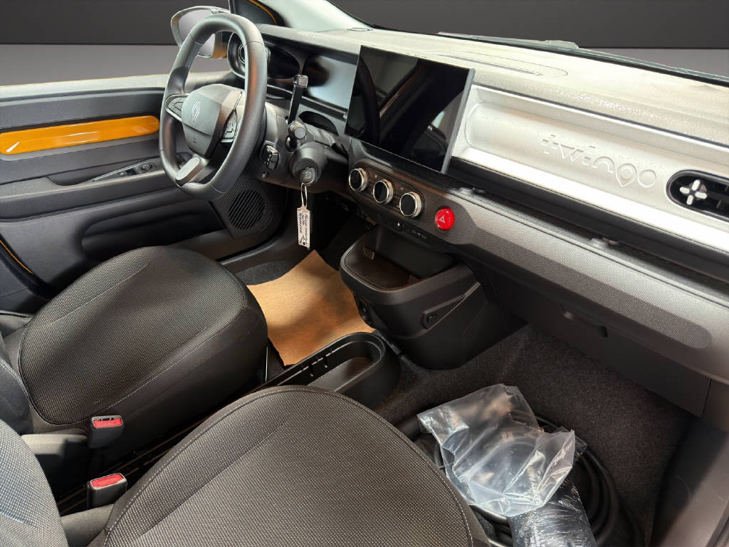 RENAULT Twingo E-Tech Urban Range evolution-image-7