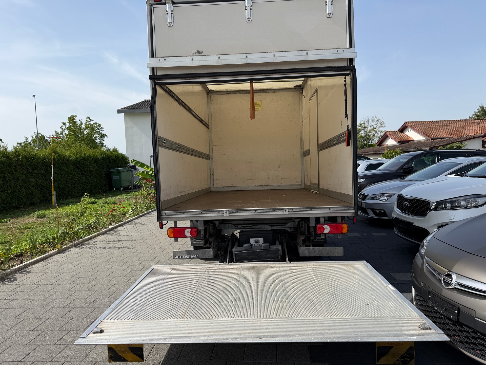 PEUGEOT Boxer 2.0 HDI 435 Active L4H2 HEBEBÜHNE-image-10