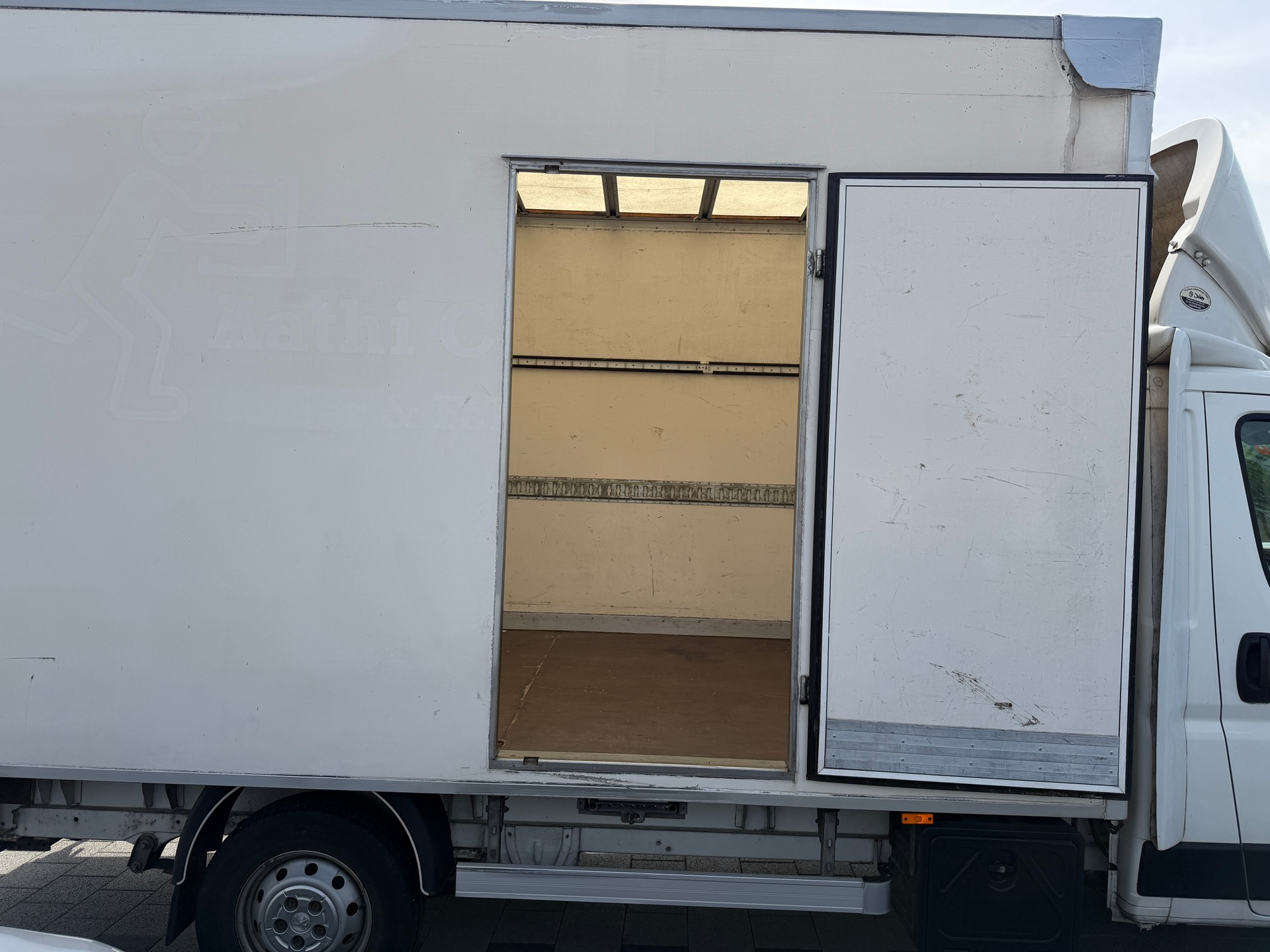 PEUGEOT Boxer 2.0 HDI 435 Active L4H2 HEBEBÜHNE-image-4