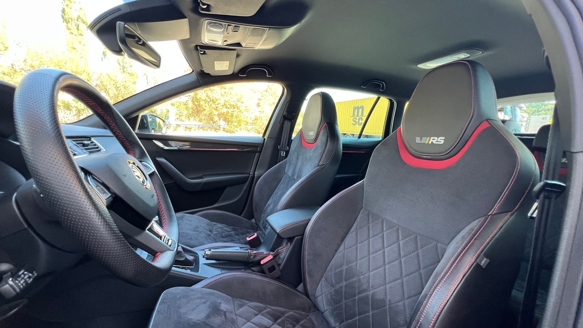 SKODA OCTAVIA COMBI 2.0 TSI RS DSG l 230 PS-image-25