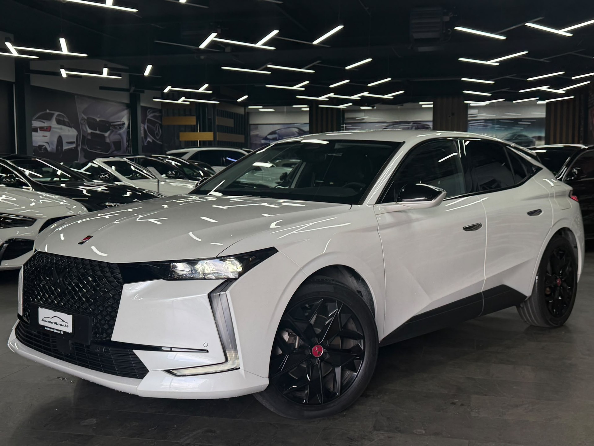 DS AUTOMOBILES DS 4 1.6 E-Tense Performance Line+