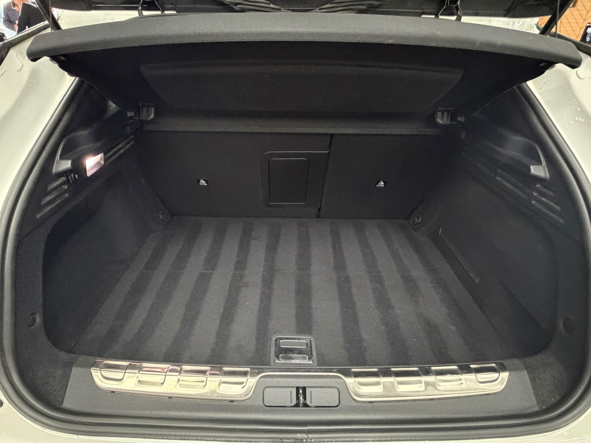 DS AUTOMOBILES DS 4 1.6 E-Tense Performance Line+-image-5