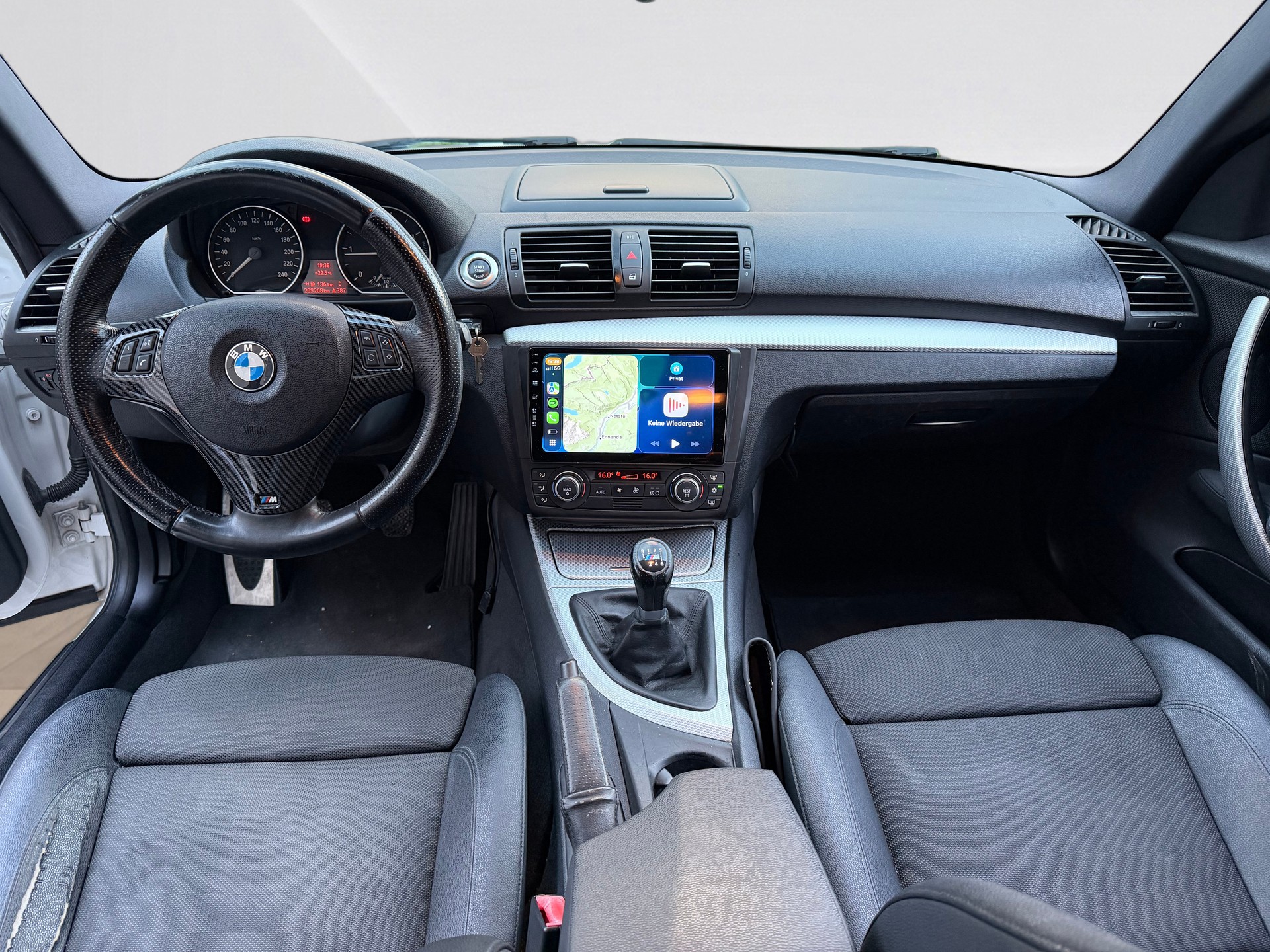 BMW 116d-image-16