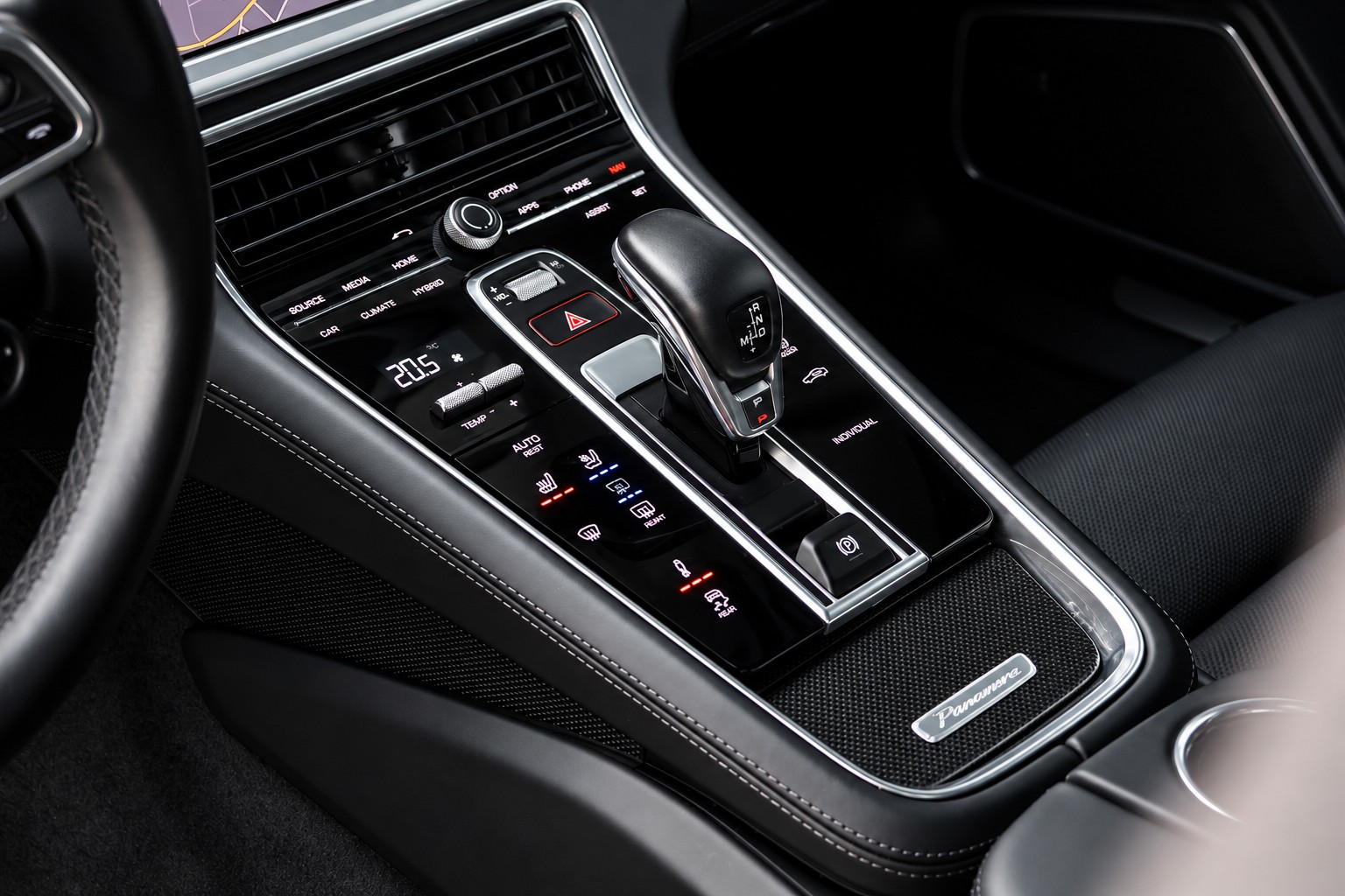 PORSCHE Panamera 4 E-Hybrid Sport Turismo PDK Kreide (CH) *Approved bis 2/2028*-image-11