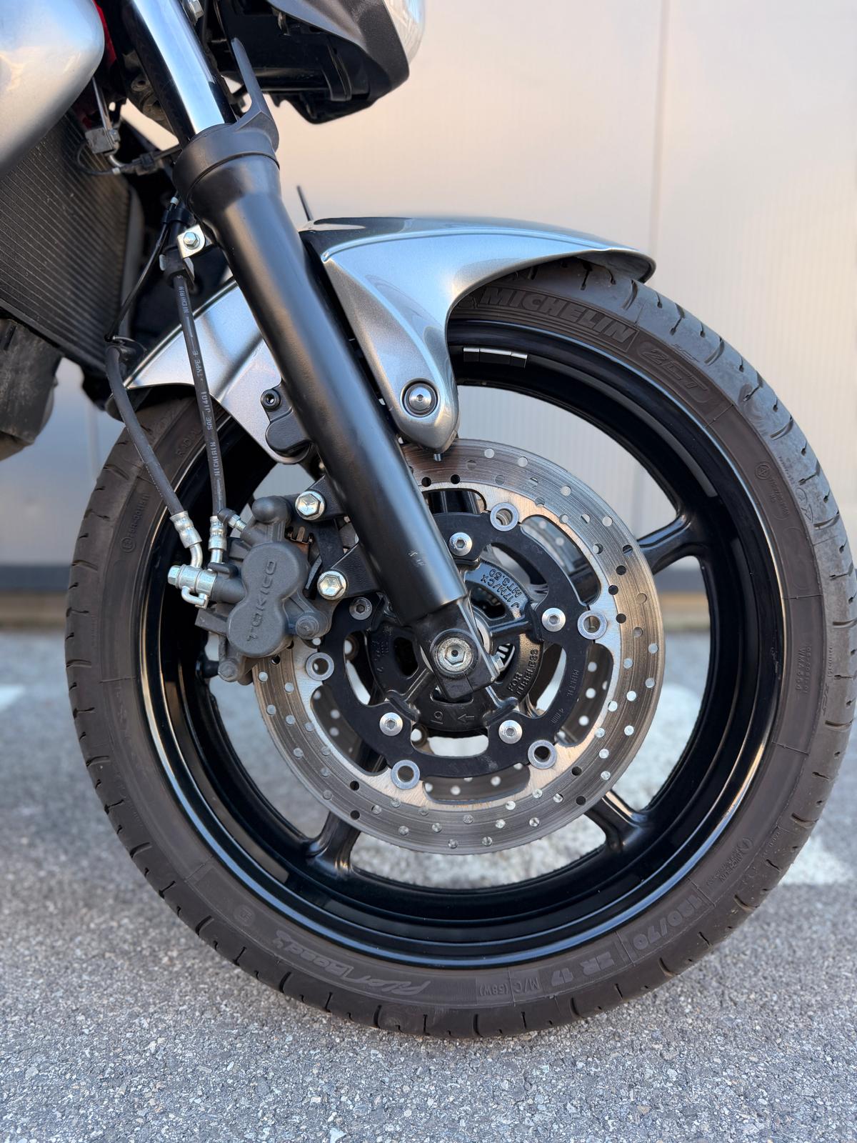 SUZUKI SVF 650 Gladius-image-5