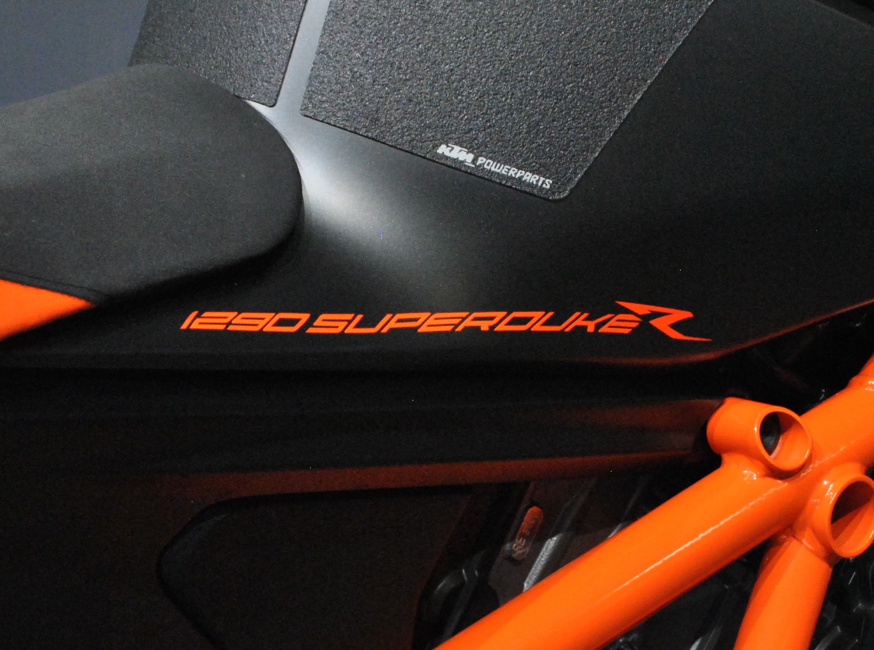 KTM 1290 Super Duke R-image-6