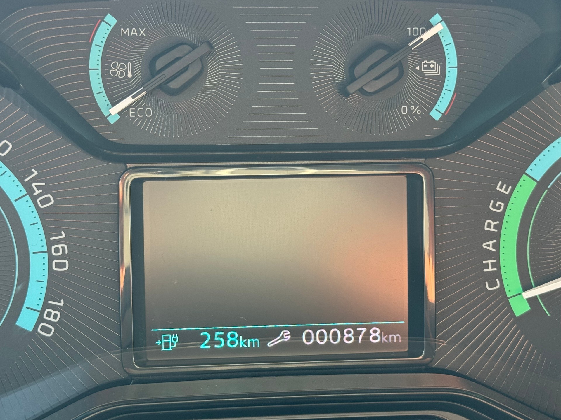 FIAT E-Doblo L1 50kWh Launch Edition-image-7
