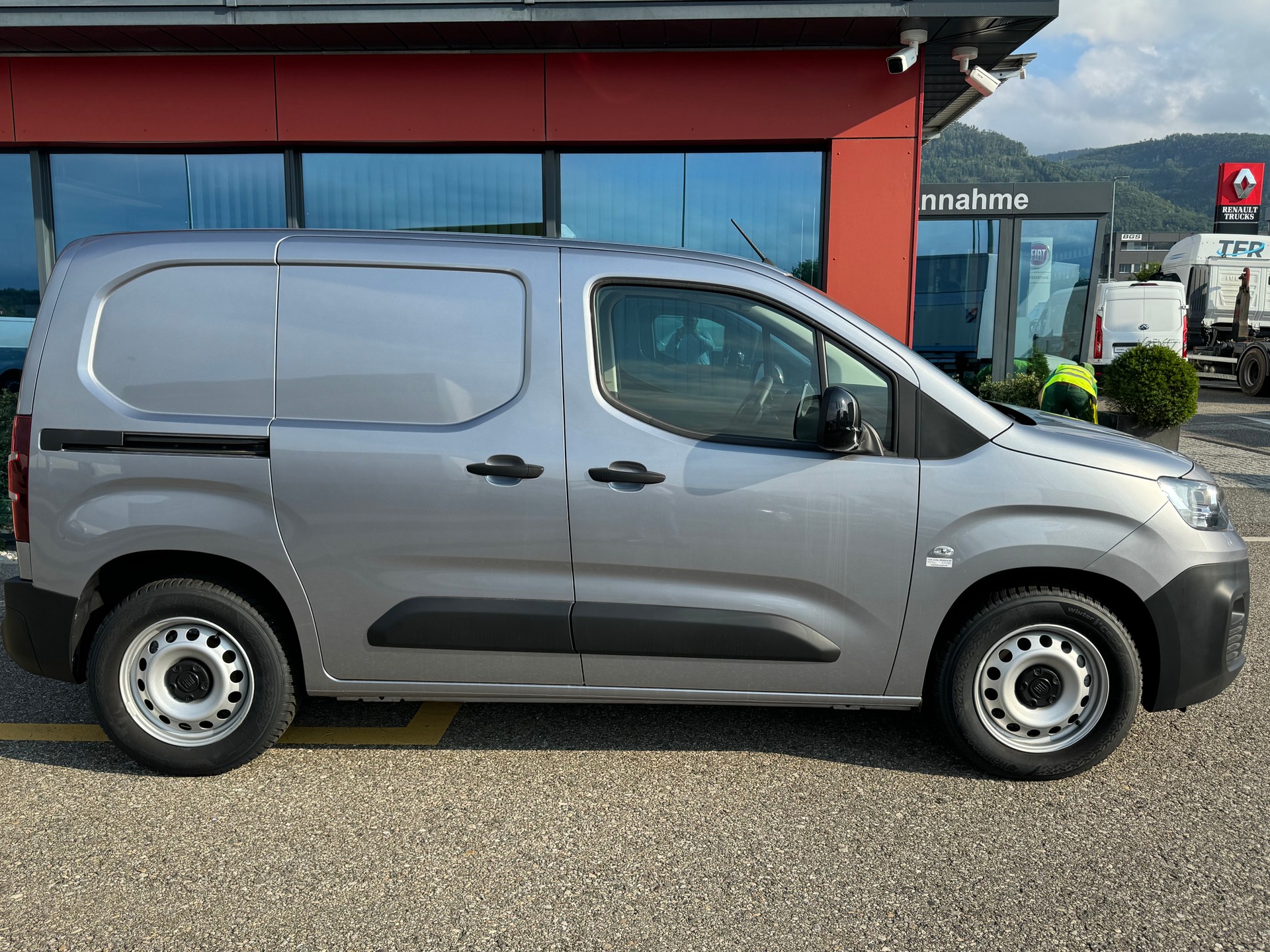FIAT E-Doblo L1 50kWh Launch Edition