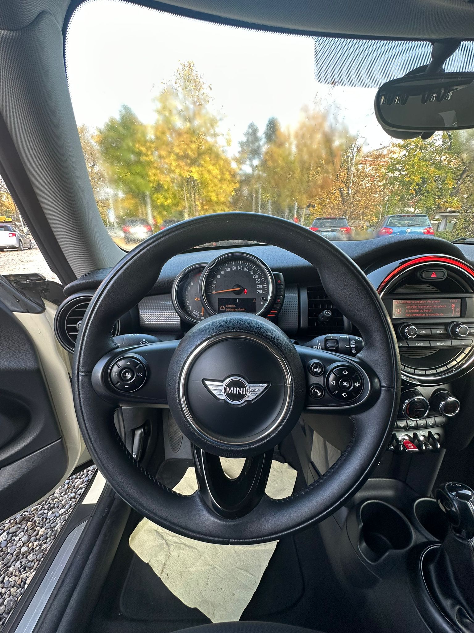 MINI Mini One-image-11