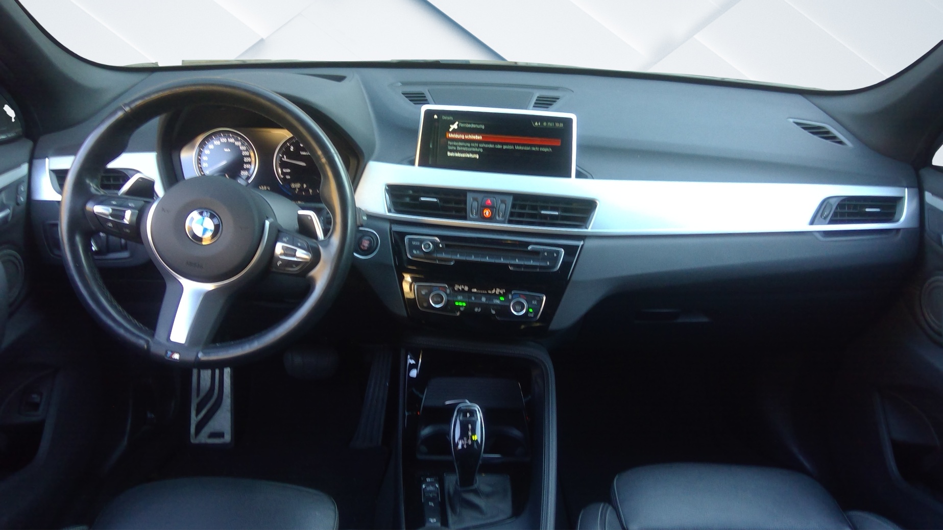 BMW X1 xDrive 25i M Sport Steptronic-showroom-element-3