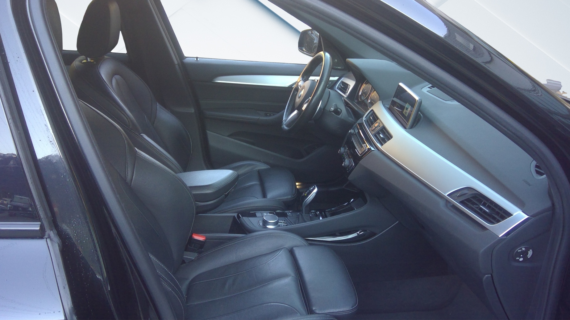 BMW X1 xDrive 25i M Sport Steptronic-image-4