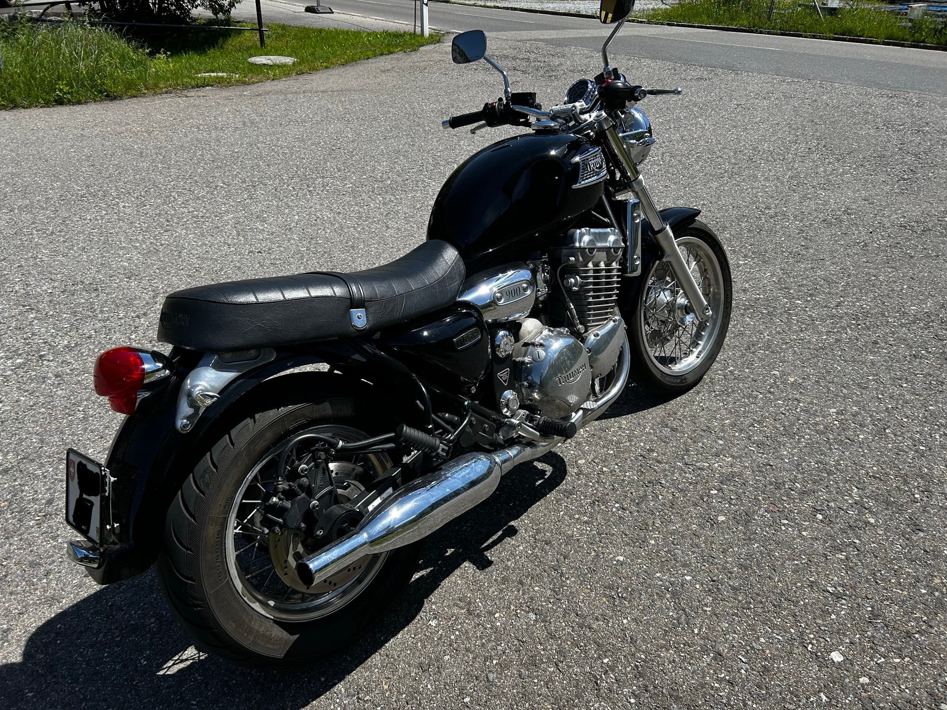 TRIUMPH Thunderbird 900-image-5