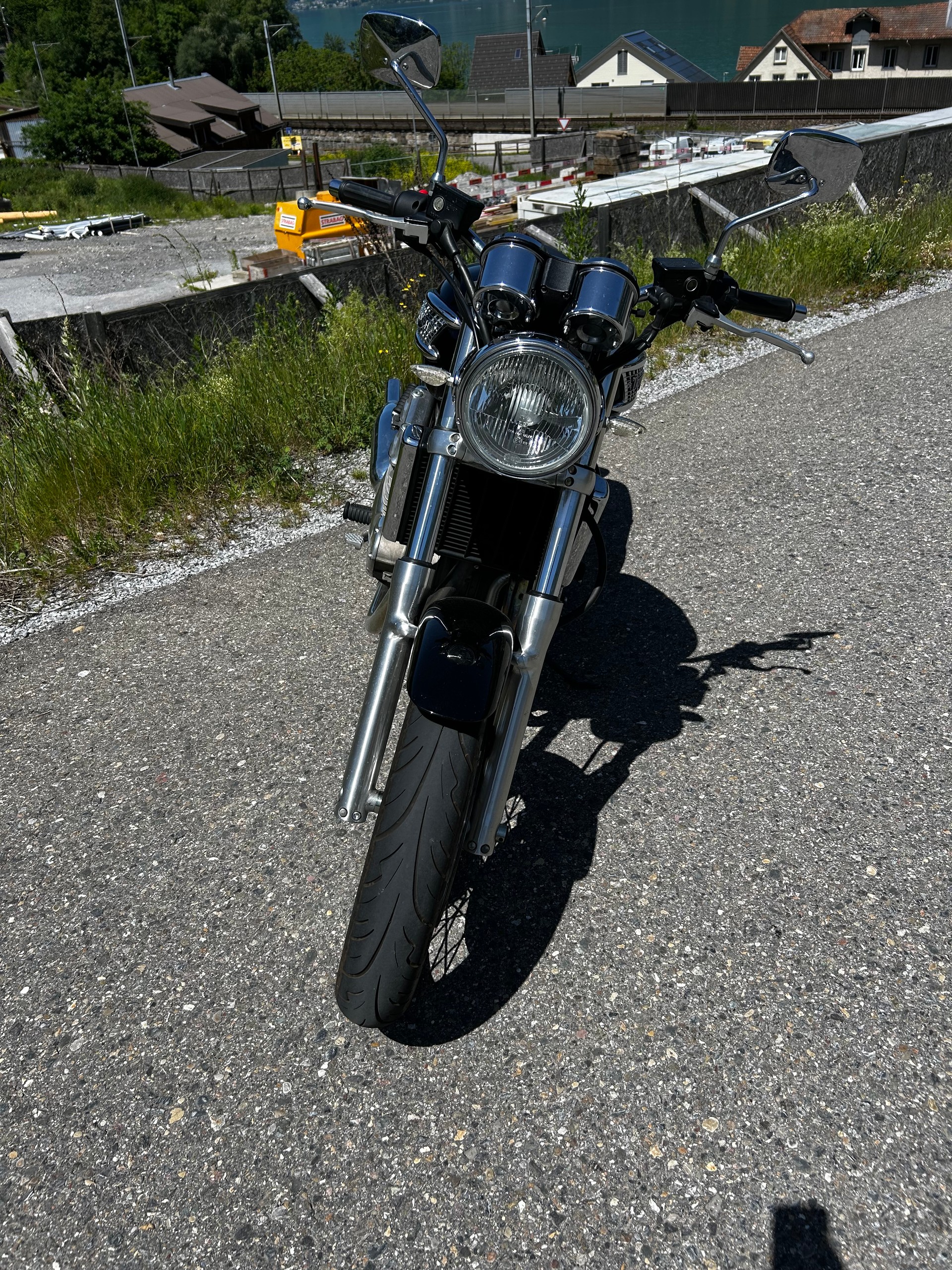 TRIUMPH Thunderbird 900-image-2