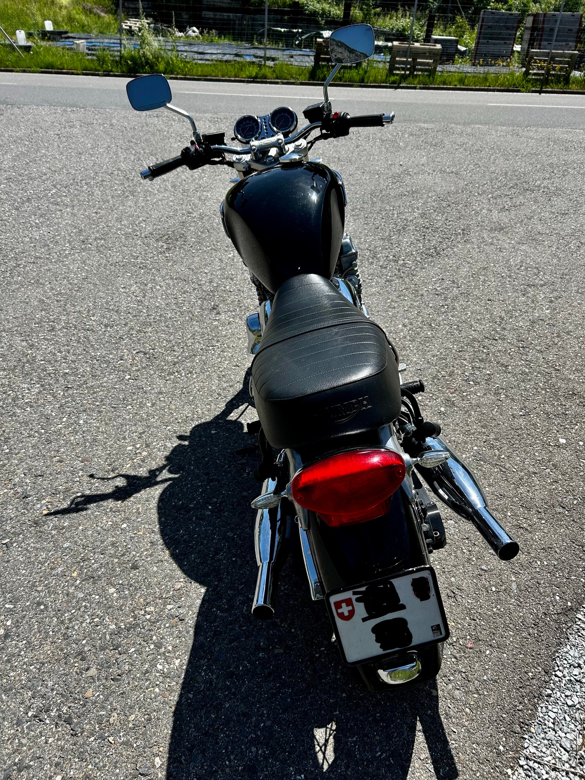 TRIUMPH Thunderbird 900-image-3
