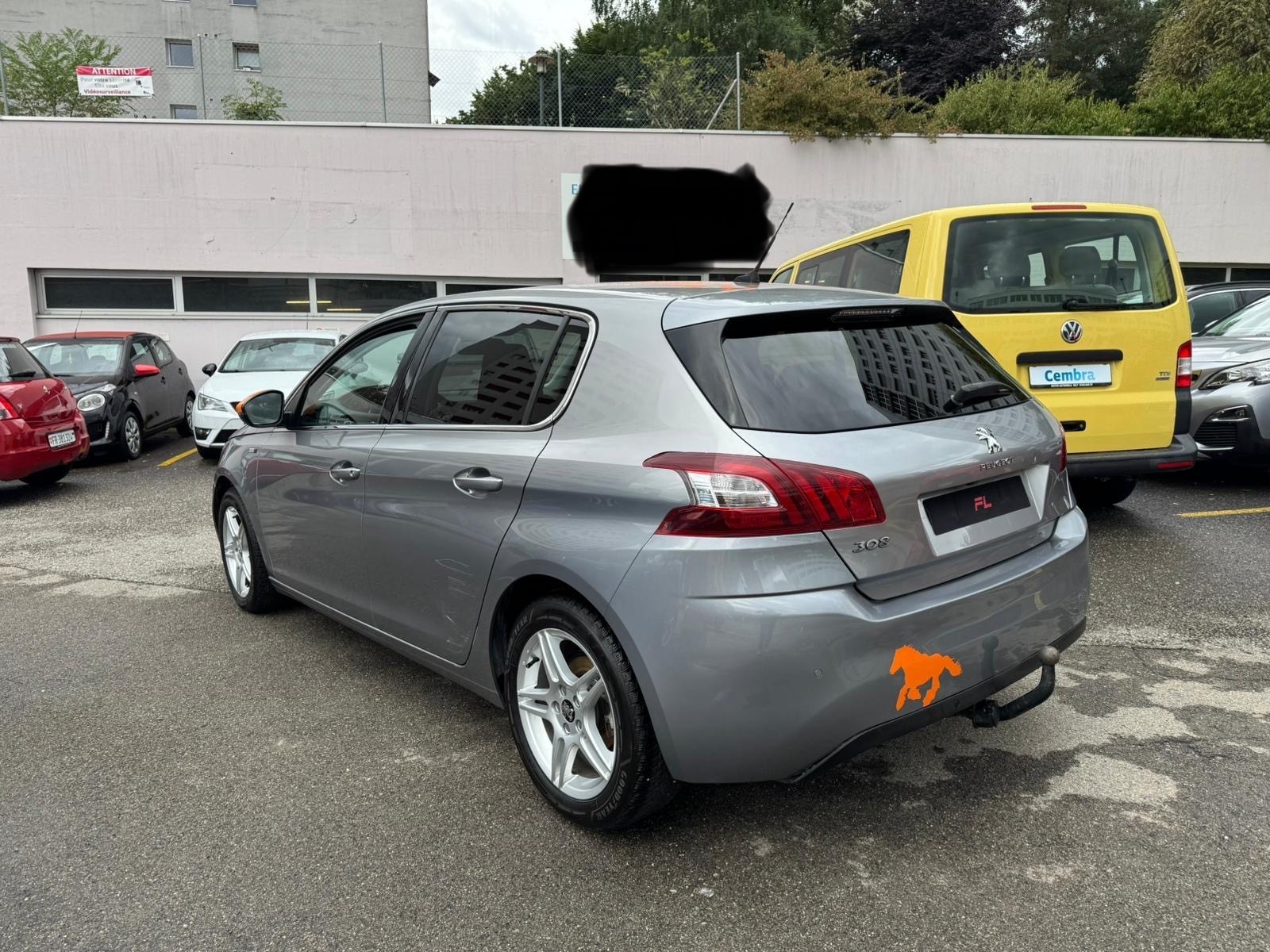 PEUGEOT 308 1.2 THP Allure-image-6