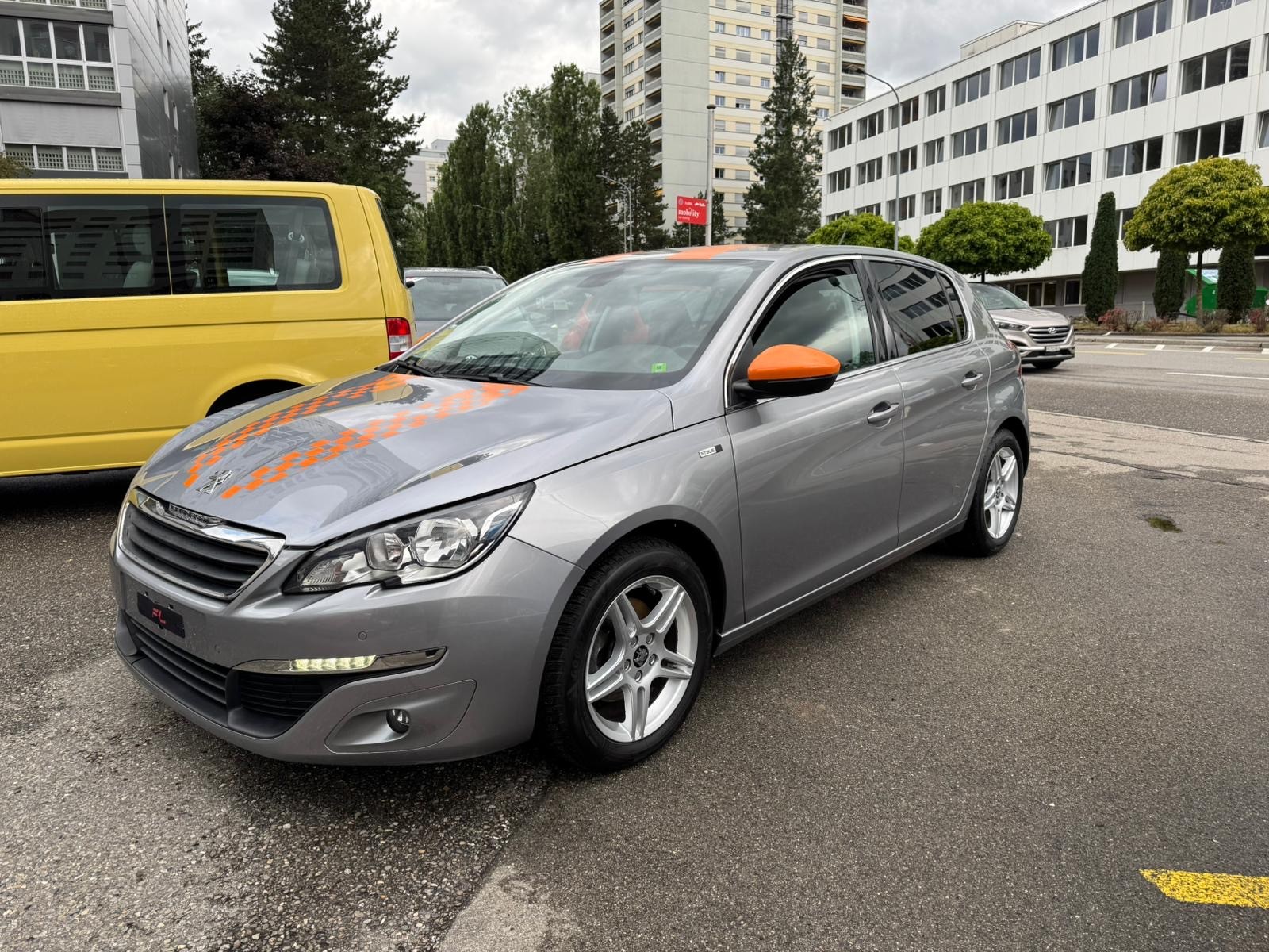 PEUGEOT 308 1.2 THP Allure