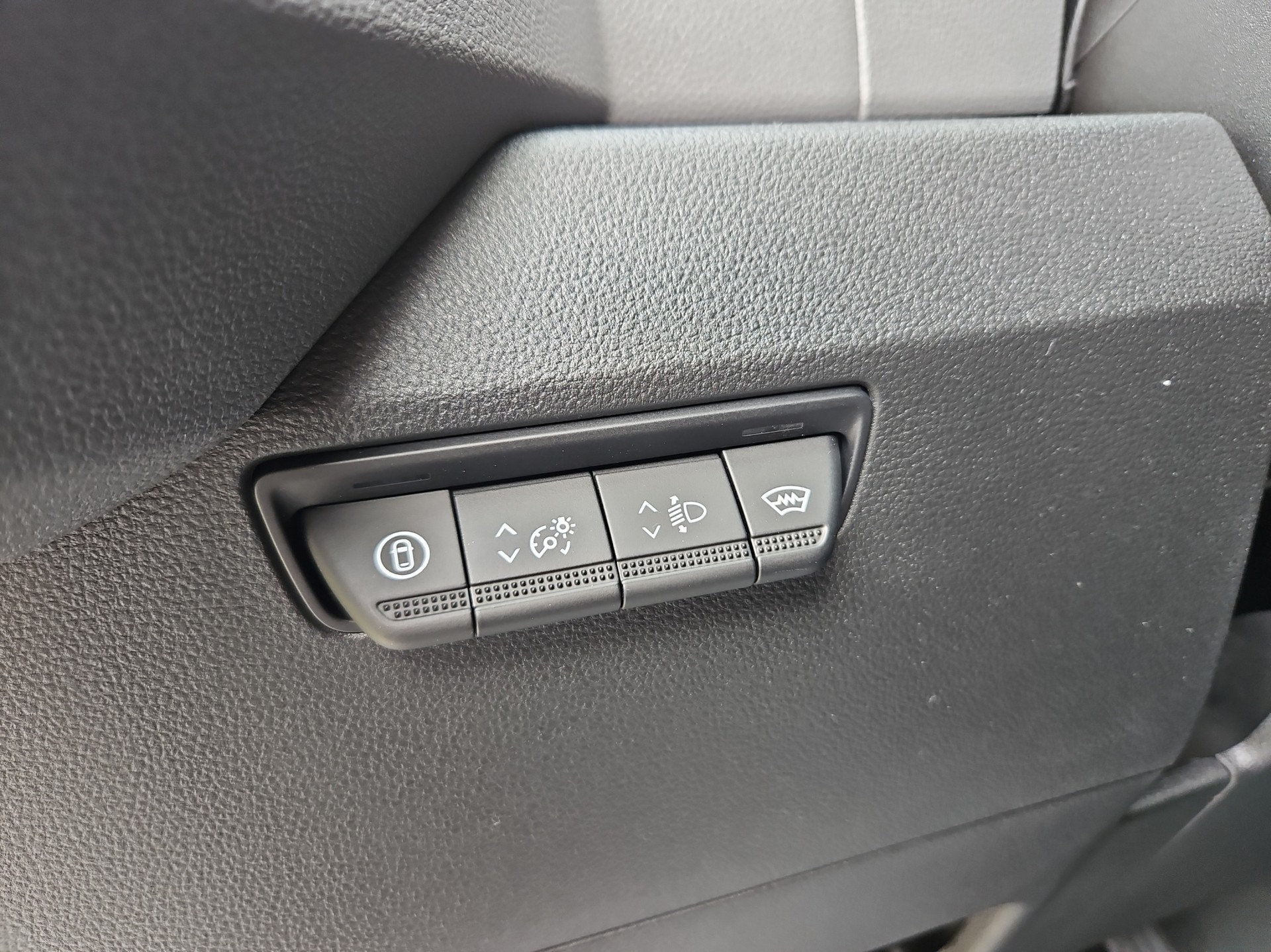 NISSAN Interstar 150 L3H2 N-Connecta Schaltgetriebe Manuell-image-15