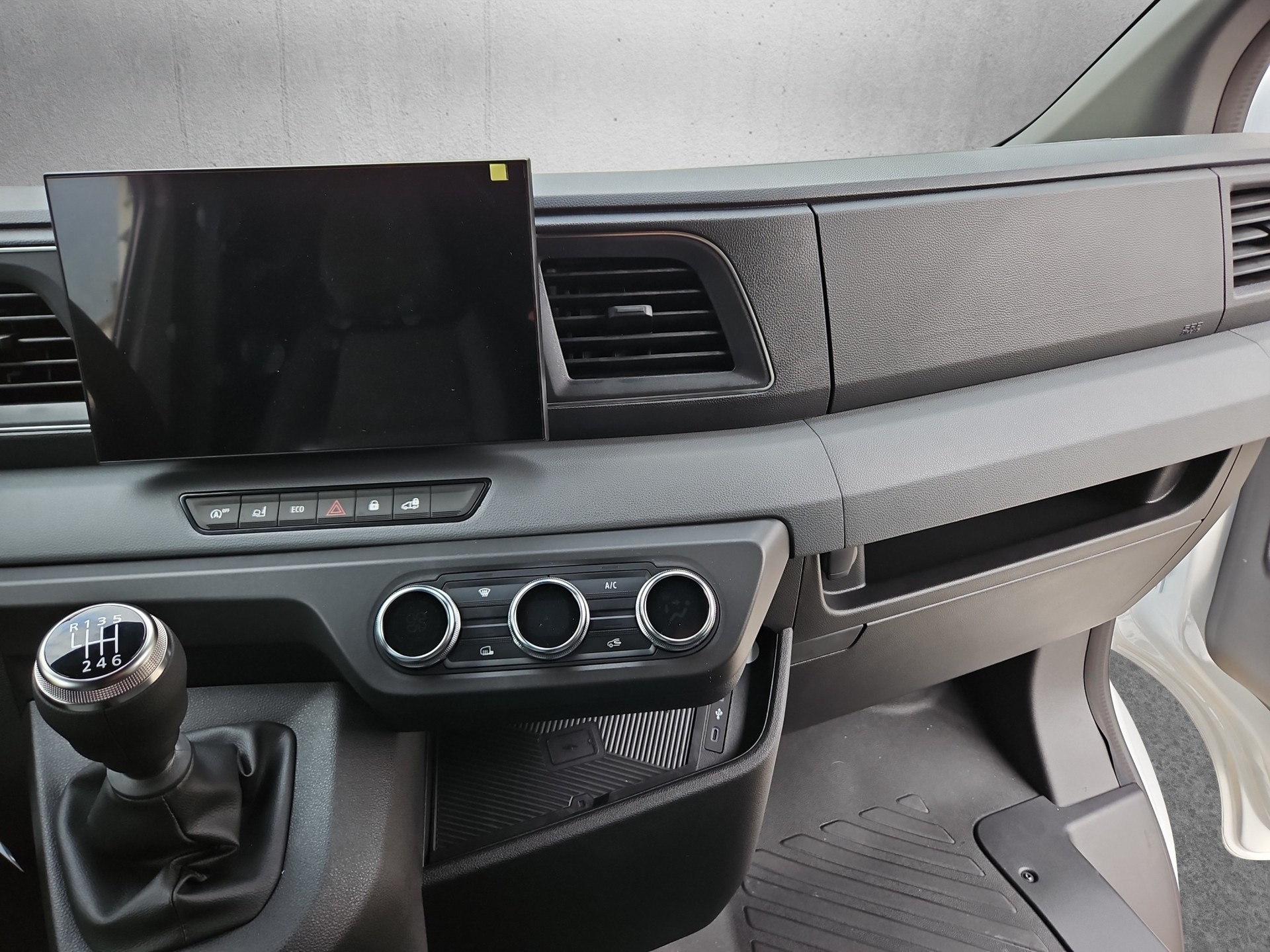 NISSAN Interstar 150 L3H2 N-Connecta Schaltgetriebe Manuell-image-12