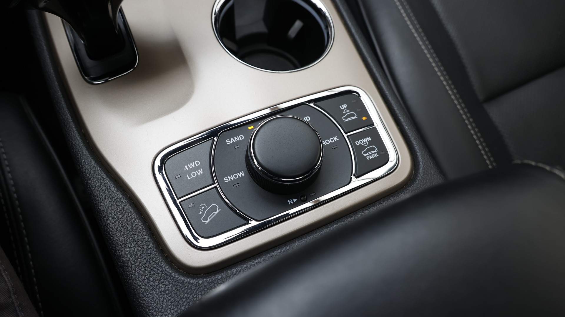 JEEP Grand Cherokee 3.6 V6 Overland Automatic-image-21