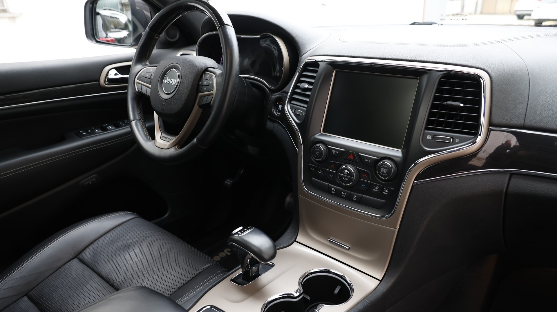 JEEP Grand Cherokee 3.6 V6 Overland Automatic-image-19
