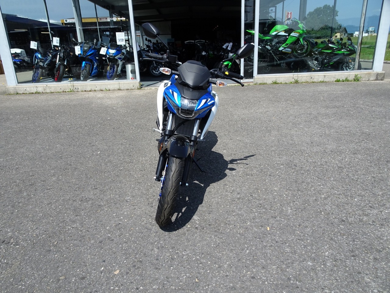 SUZUKI GSX-S 125-image-2