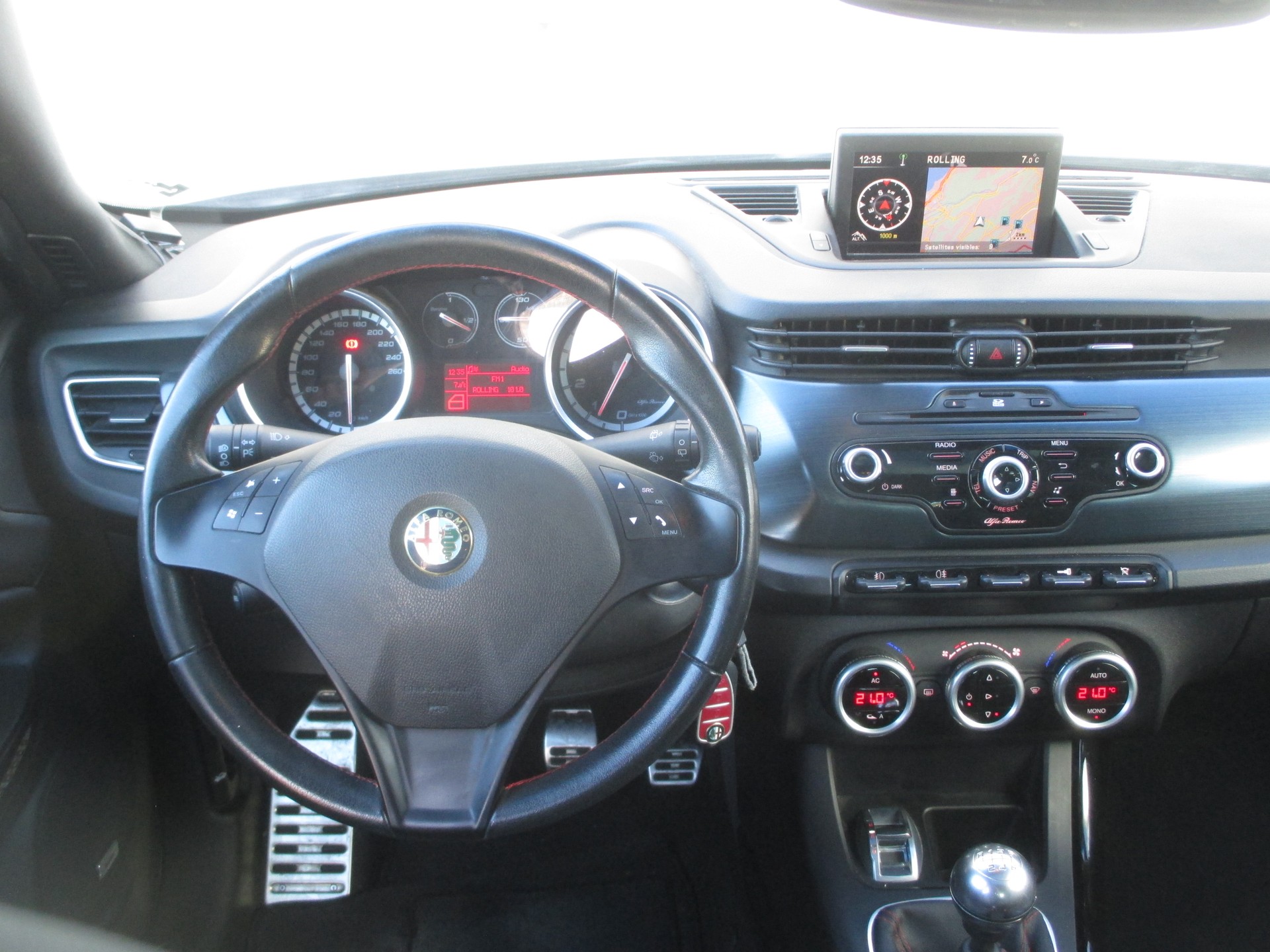 ALFA ROMEO Giulietta 1750 TBi Quadrifoglio Verde-image-8