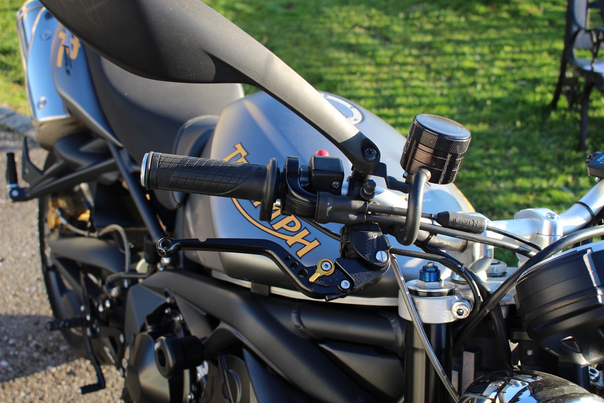TRIUMPH Street Triple R 675-image-9