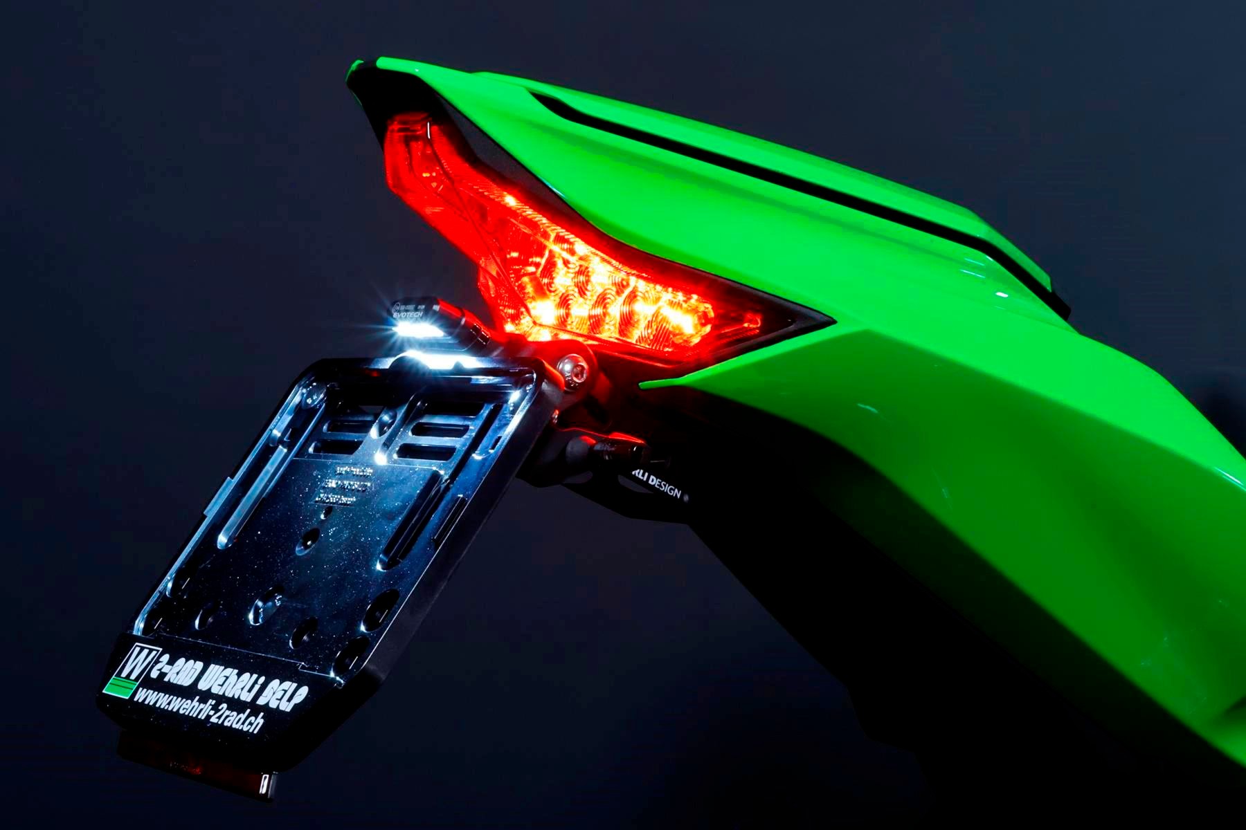 KAWASAKI Ninja ZX-4RR (57/35 KW) Level 1 SC-image-9